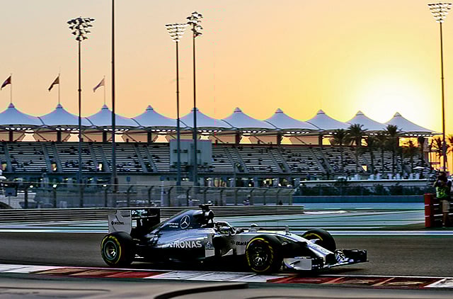 1.1416096-4088396736