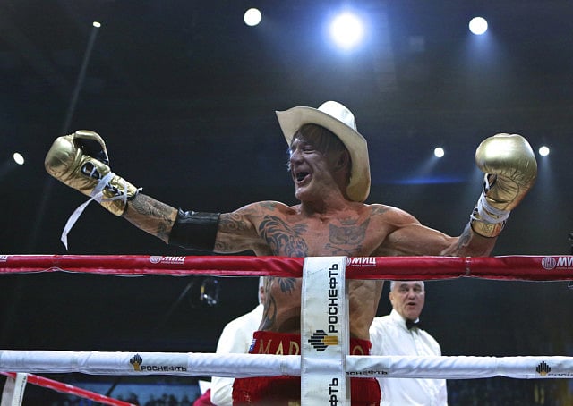 1.1419584-2464518192