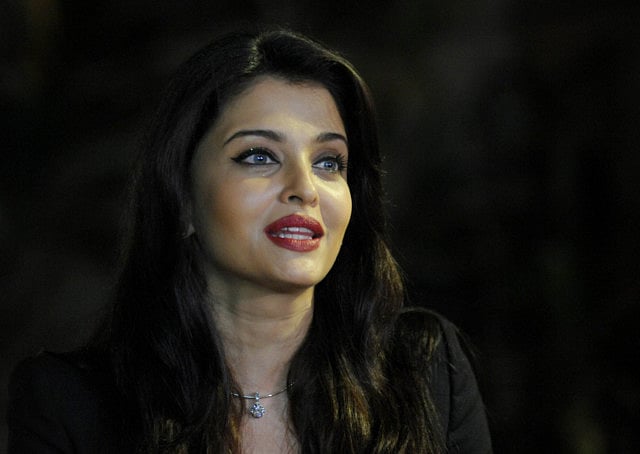 1.2105464-1210359461