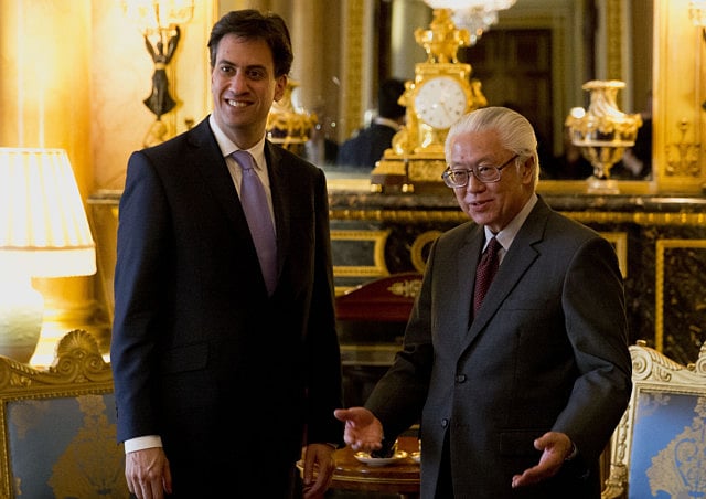 1.1408104-2963116137