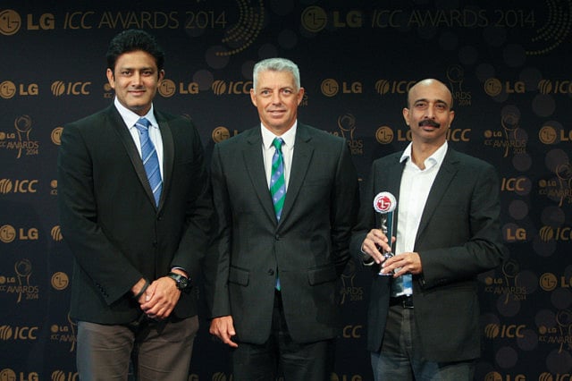 1.1408685-1022865306