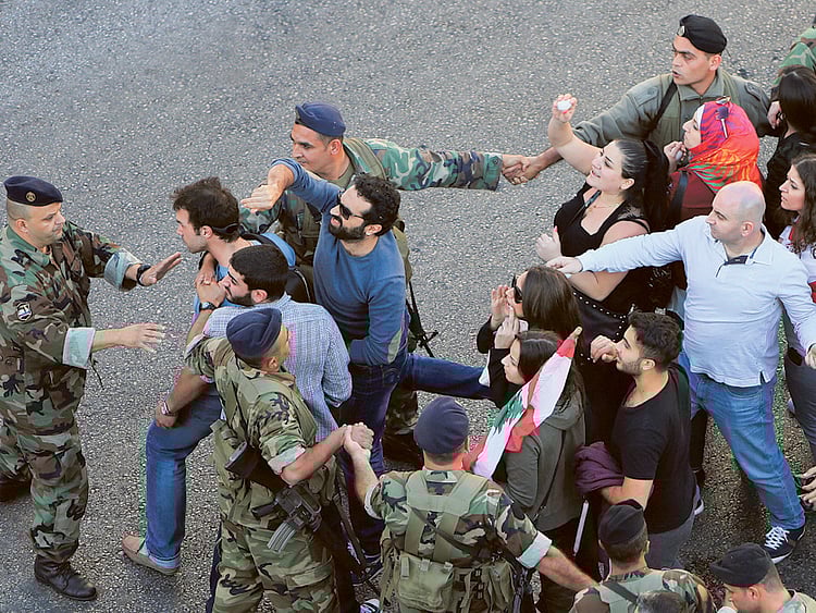 1.1408364-2228109589