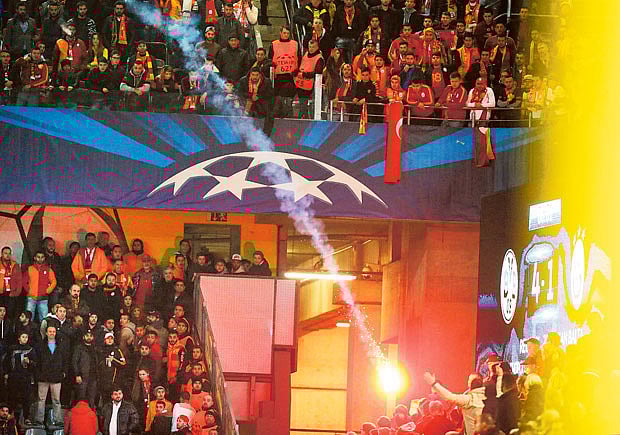 1.1408970-2286215990