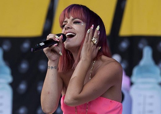 1.1409627-2010719456