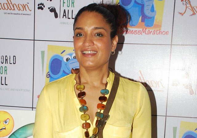 1.1424575-3859554509