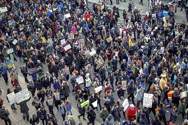 1.1426558-2418407360