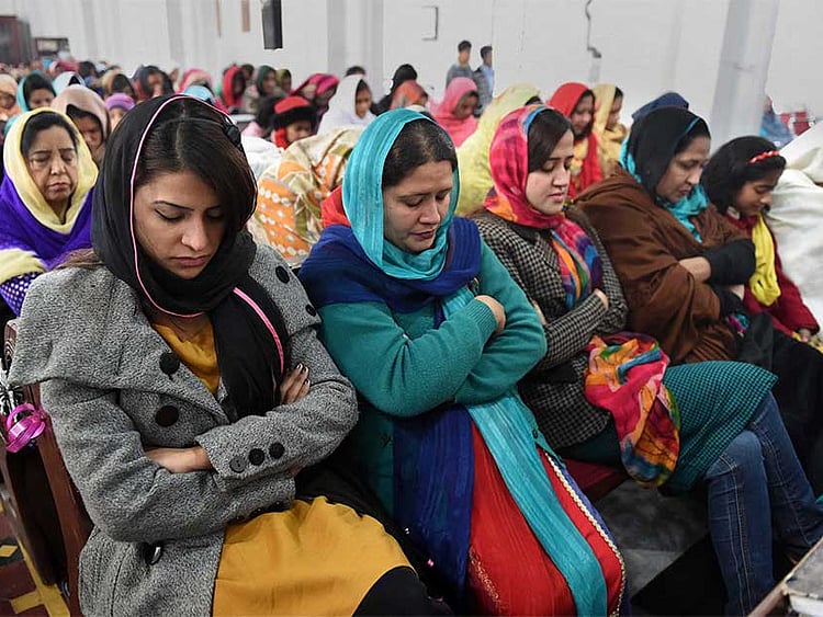 1.1430039-3952586810