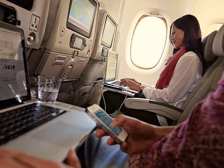 1.1431618-2558383704