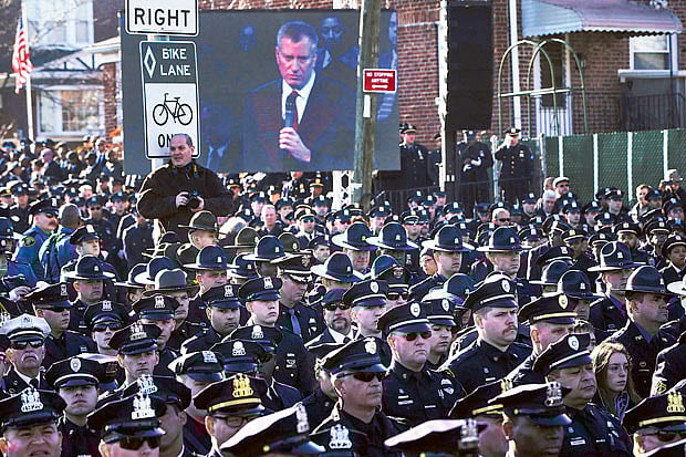 1.1432940-4019711355