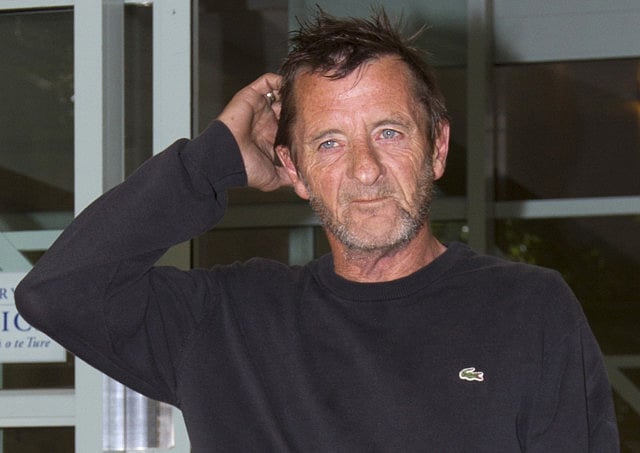 1.1422085-3437299637