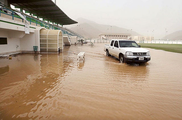 1.1304956-2737274333