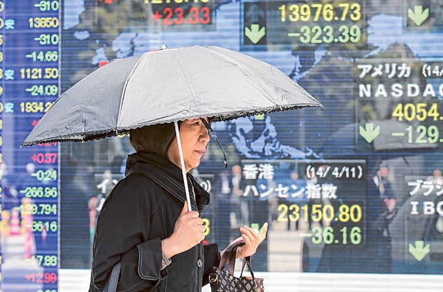 1.1318065-2579714370