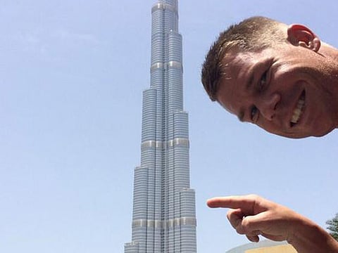 IPL on Twitter: Warner at Burj Khalifa, Pietersen on Delhi's defeat, Virat with his RCB mates