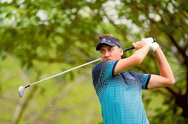 1.1323132-4028591071