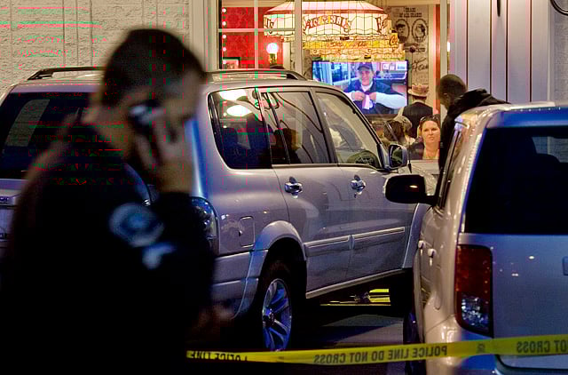 1.1324446-4015138965