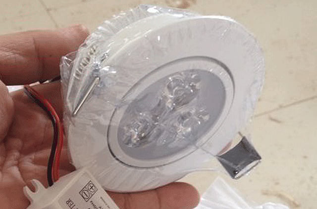 1.1416594-3852690089