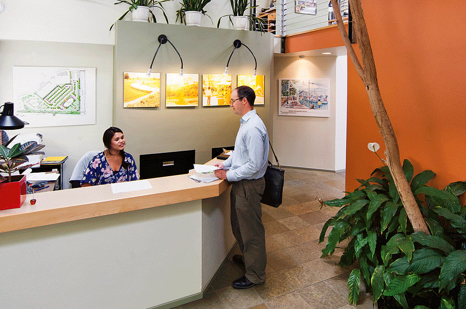 1.1334692-3206463358