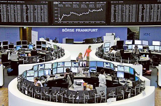 1.1336122-2637118055