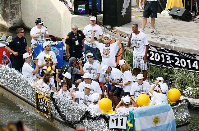 1.1349424-3517364005