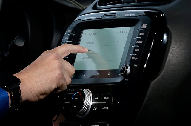 1.1352439-2448916119