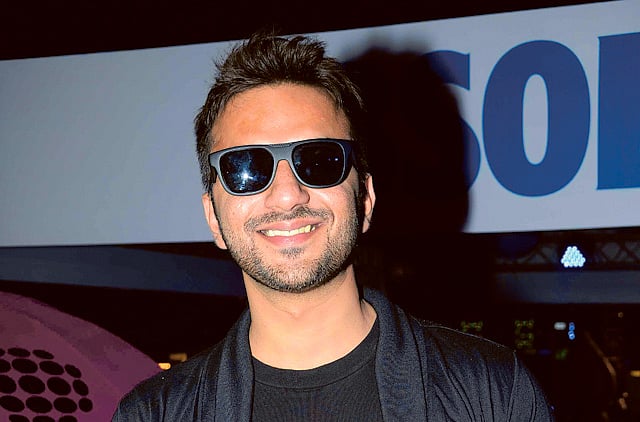 1.1352352-2222241212