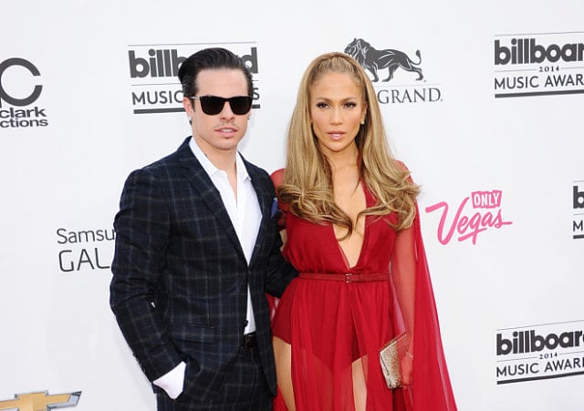 1.1343947-2228834973