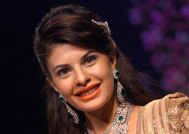 1.1359050-3202376771