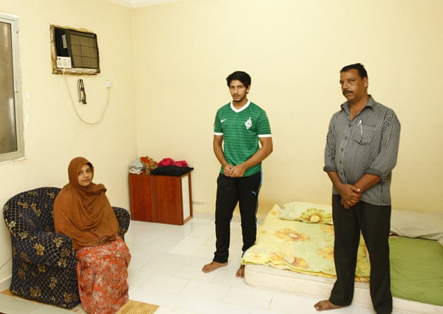 1.1357859-2916178210