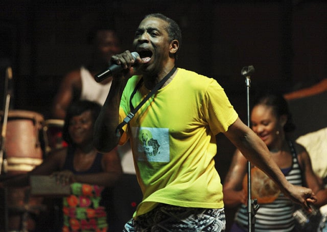 1.1370006-3711062053