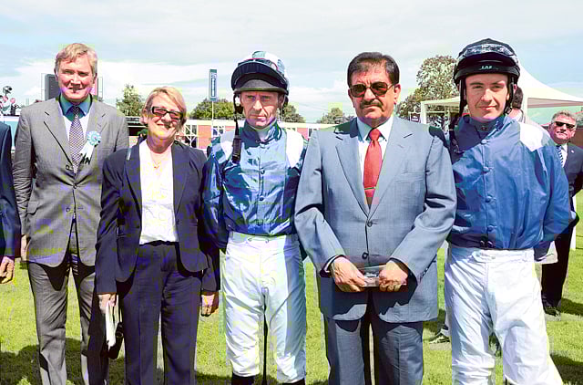 1.1370790-2737274333