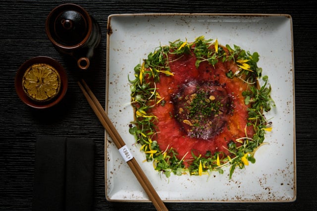 1.1371139-1879658642