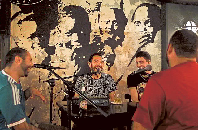 1.1373126-1011338921