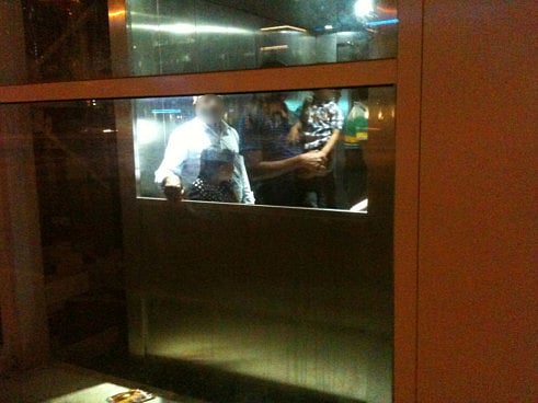 1.1373960-4090943161