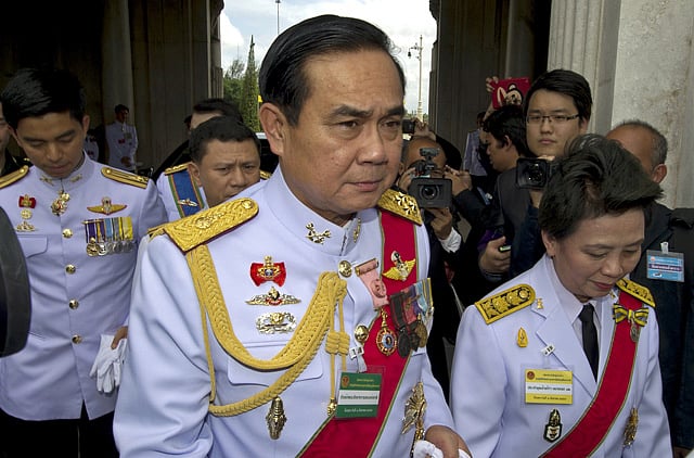 1.1374364-3721968900