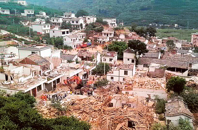 1.1366813-3925425496