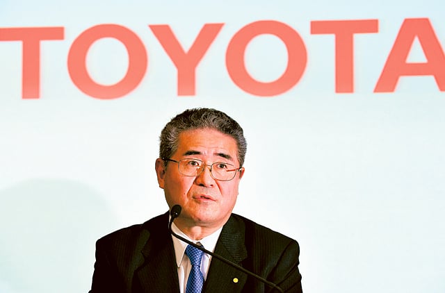 1.1367384-2629222282