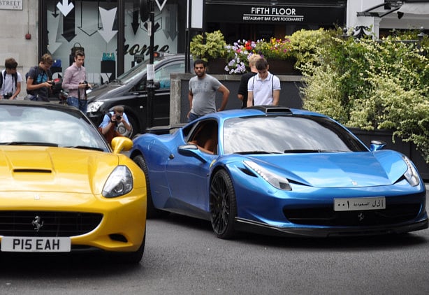 1.1369879-1832319120