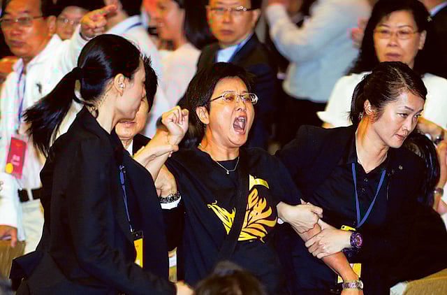 1.1379217-1340551892