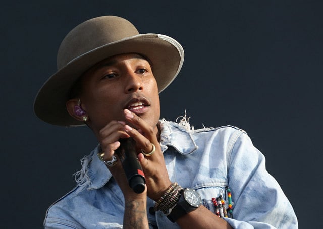 1.1384158-2442122520