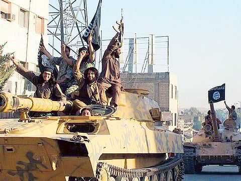 Helicopters ‘try to land in raid on Daesh capital’