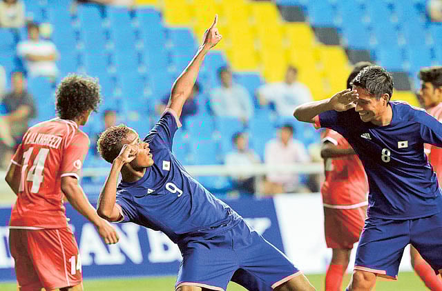 1.1385043-1053094628