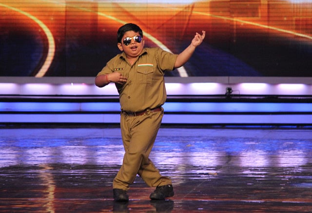 1.1385152-2696536865