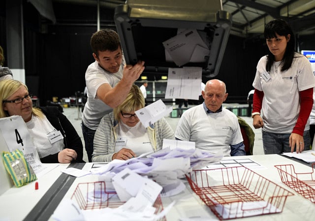 1.1387072-2098334709