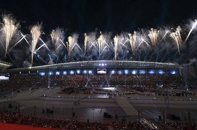 1.1387310-2497672262