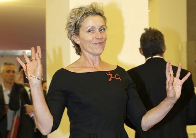 1.1379632-2888580515