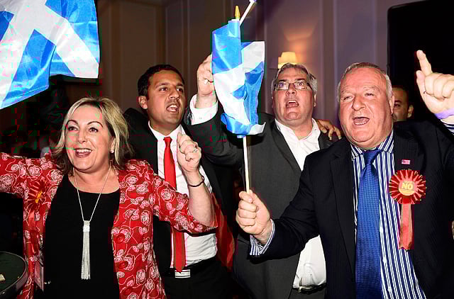 1.1387600-2324247310