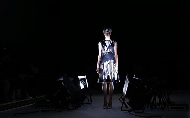 1.1389285-2434640296