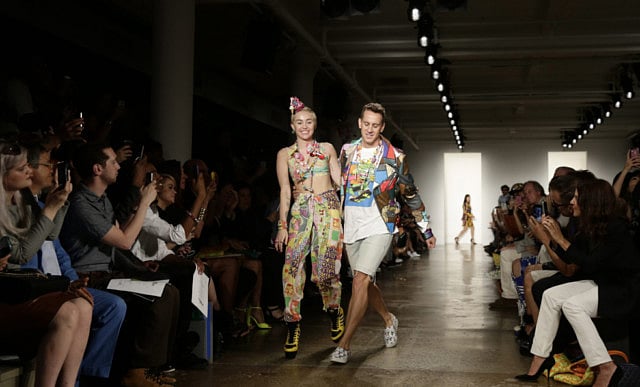 1.1389281-3253967229