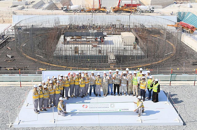 1.1389679-2855602471