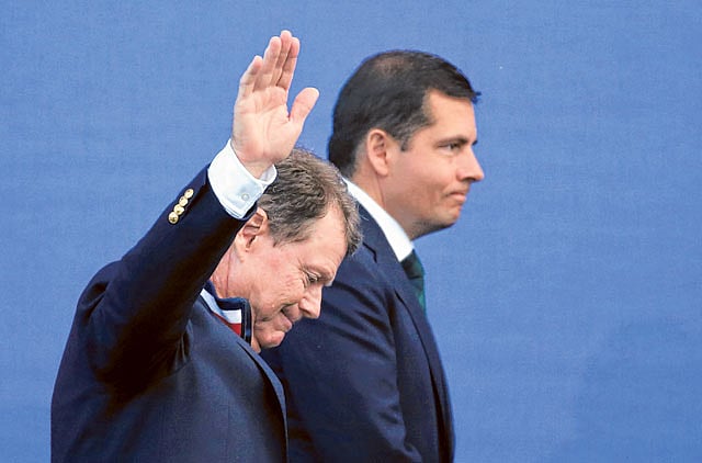 1.1391606-2885885411